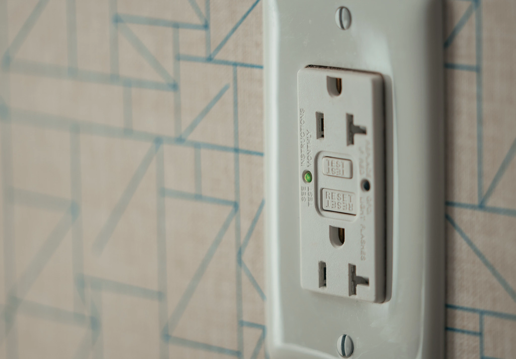 Electrical Outlet Repair & Installation